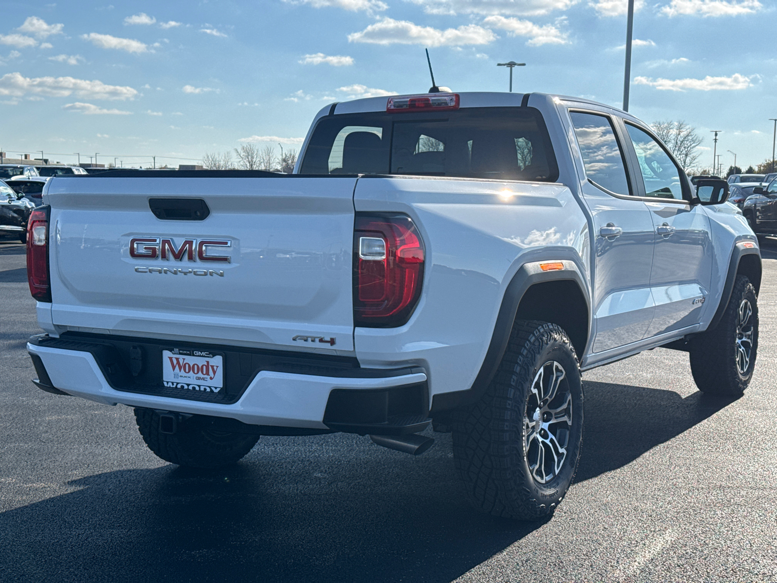 2024 GMC Canyon AT4 8