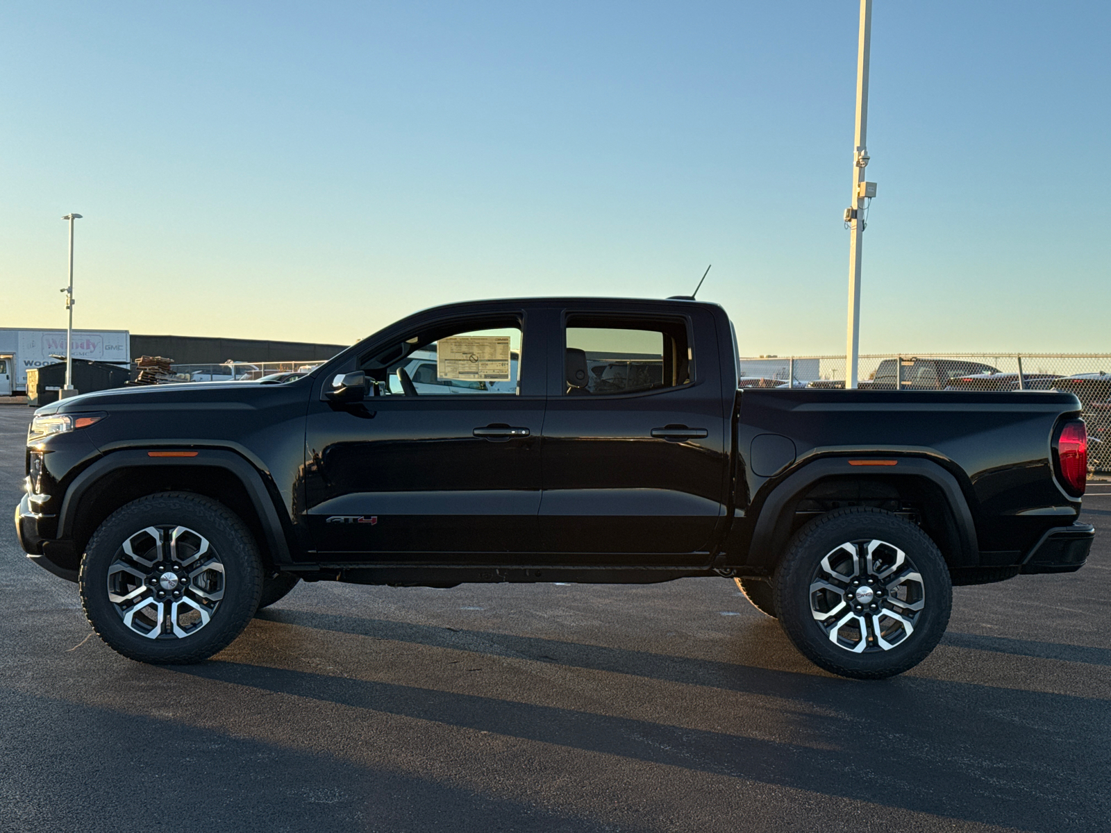 2024 GMC Canyon AT4 5