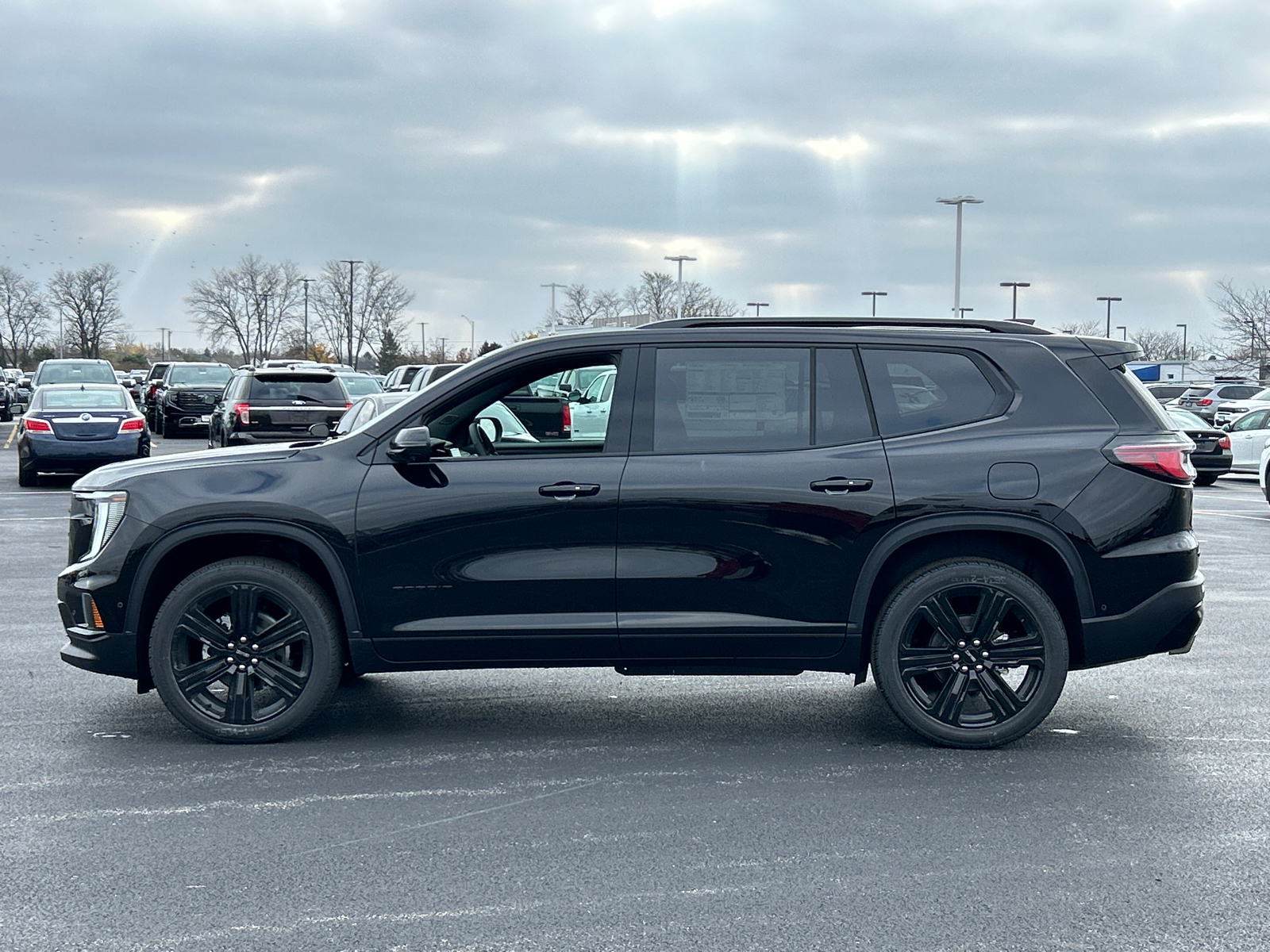 2025 GMC Acadia Elevation 5