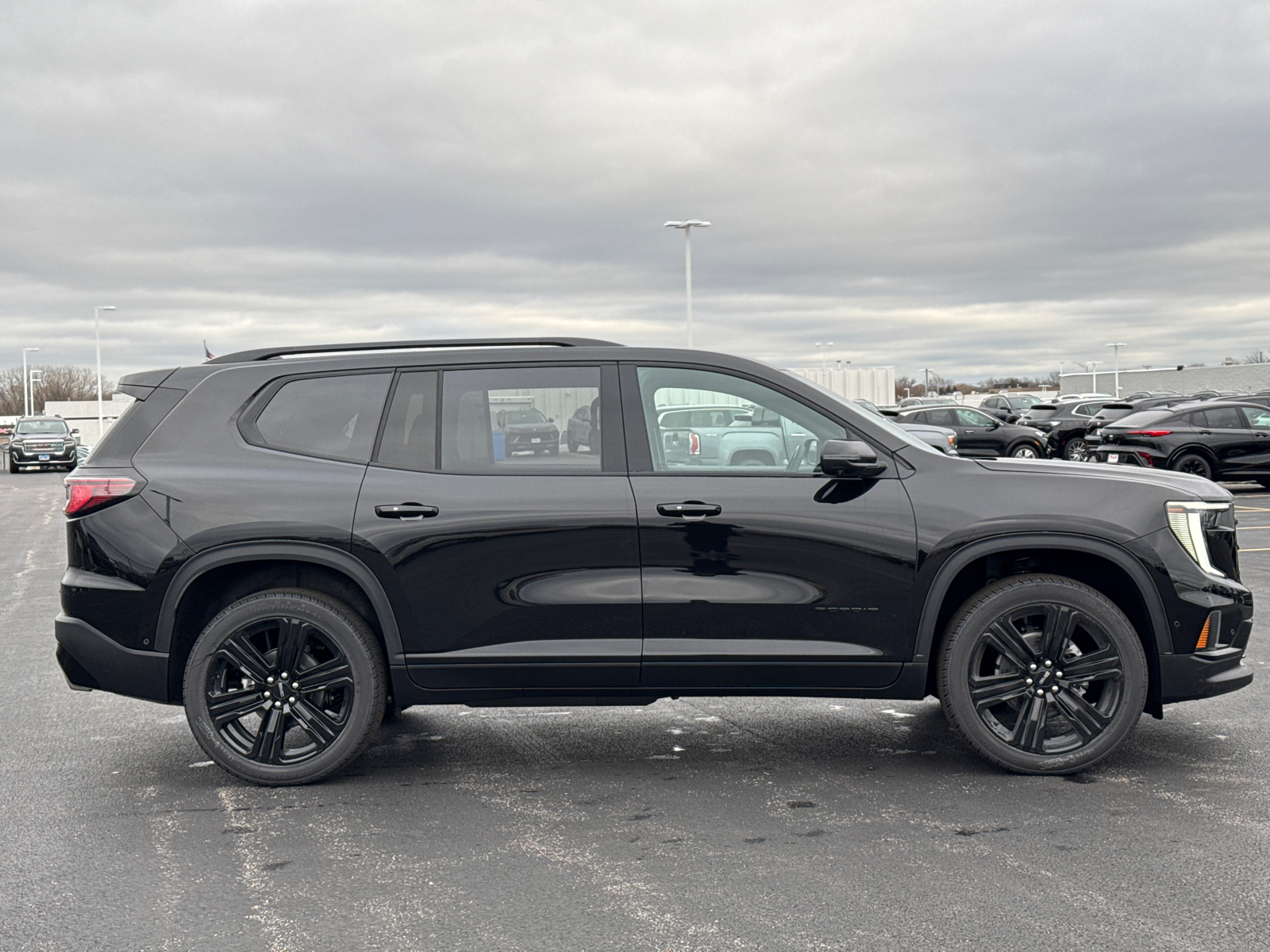 2025 GMC Acadia Elevation 9