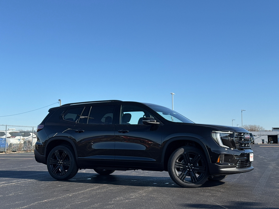 2025 GMC Acadia Elevation 2