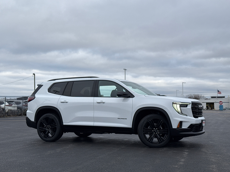 2025 GMC Acadia Elevation 2