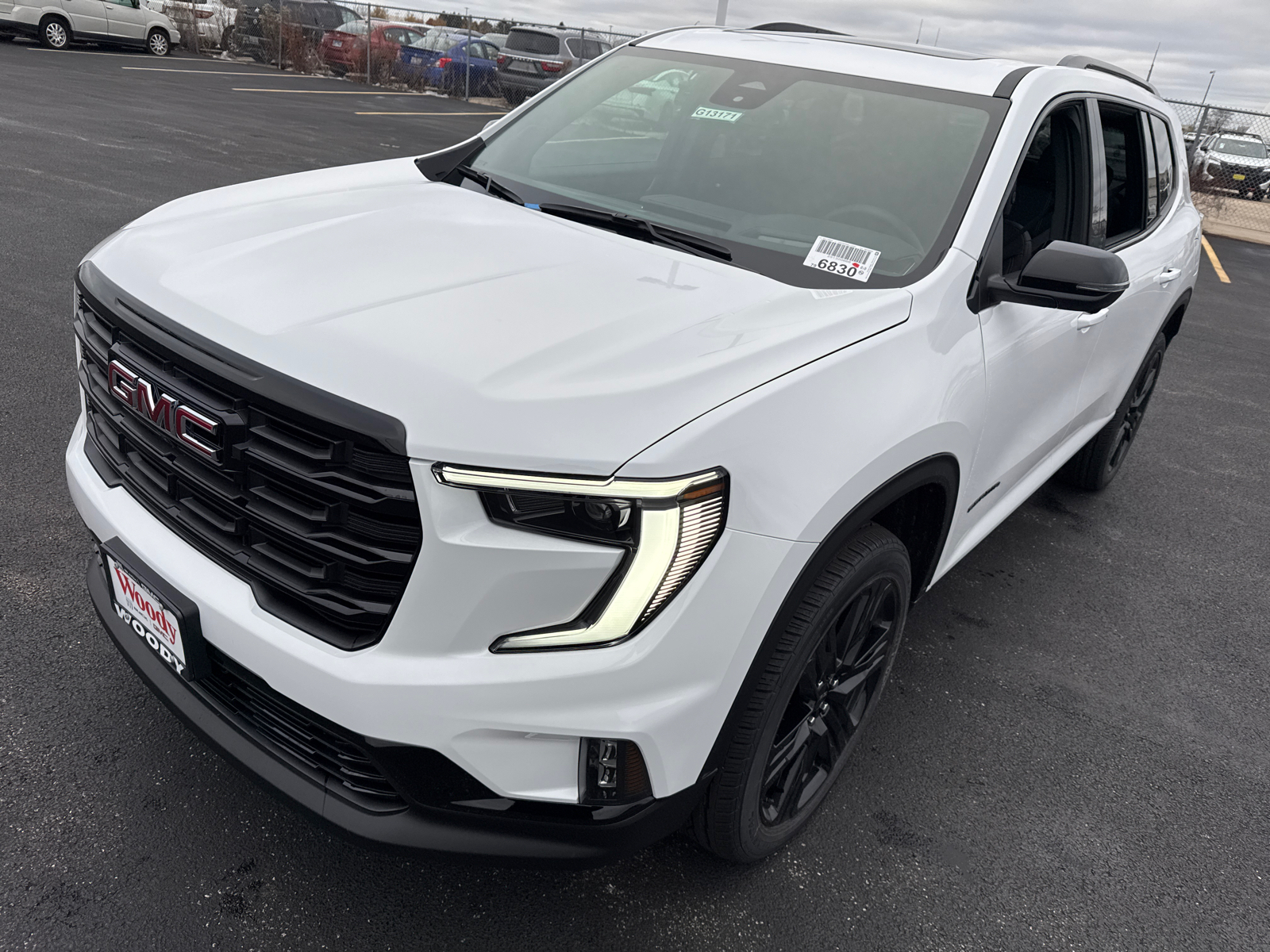 2025 GMC Acadia Elevation 10