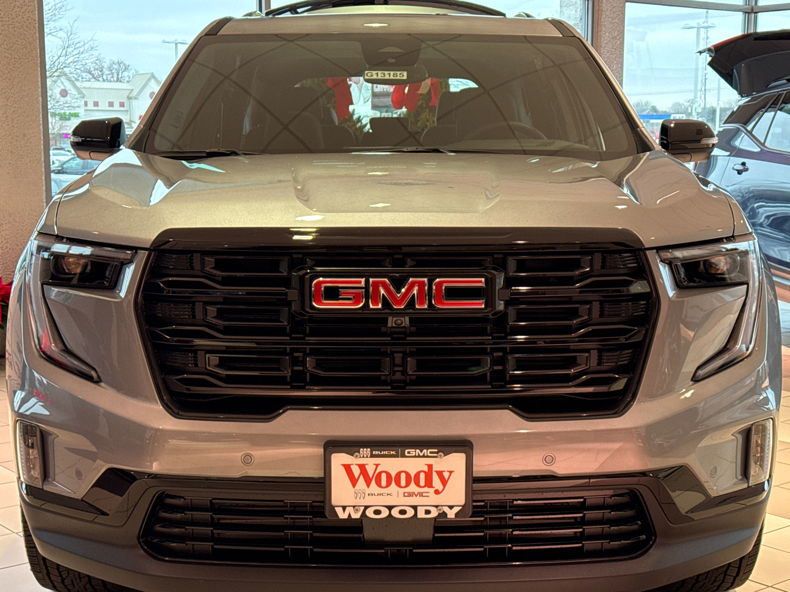 2025 GMC Acadia Elevation 3