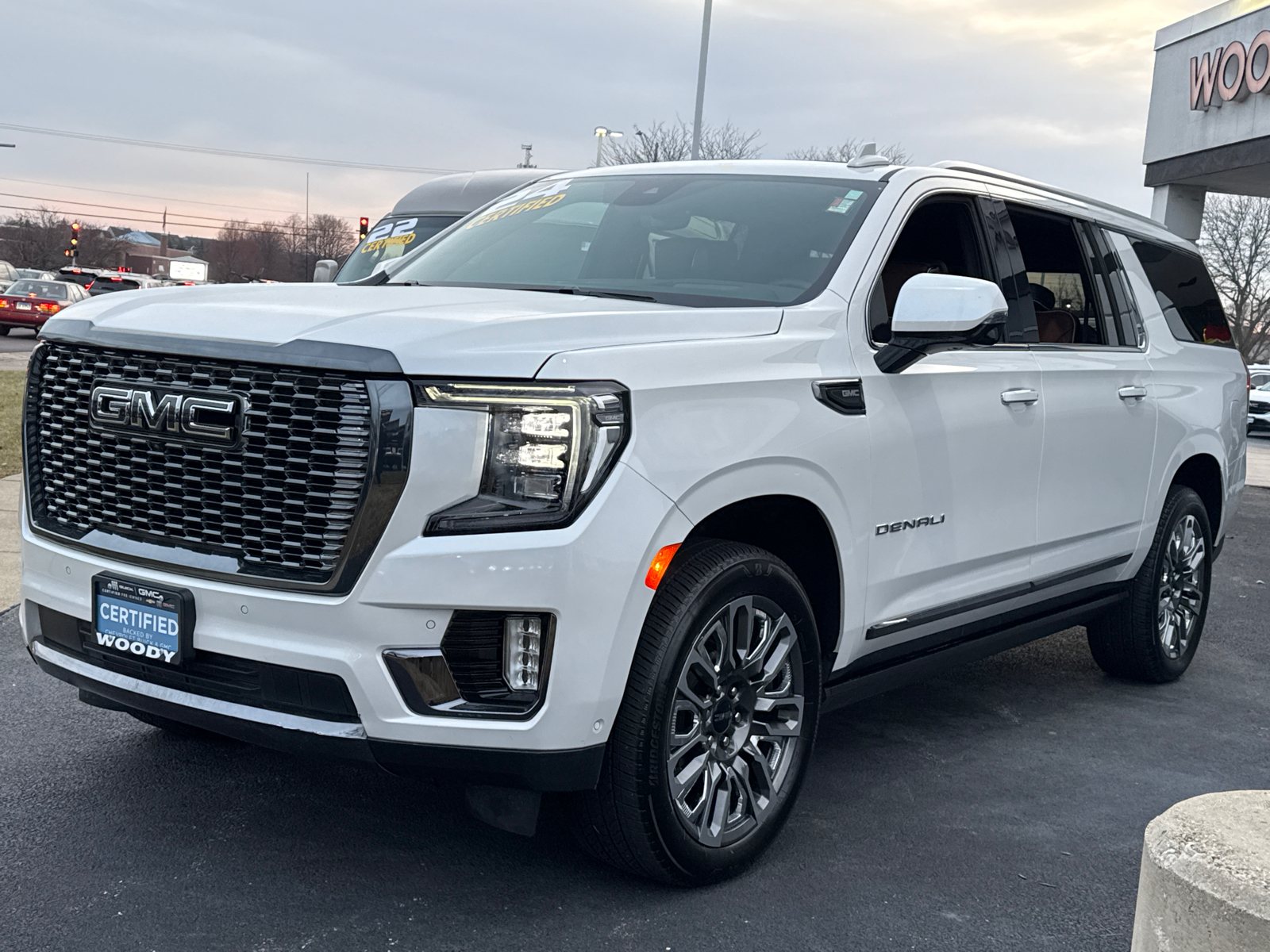 2024 GMC Yukon XL Denali Ultimate 4