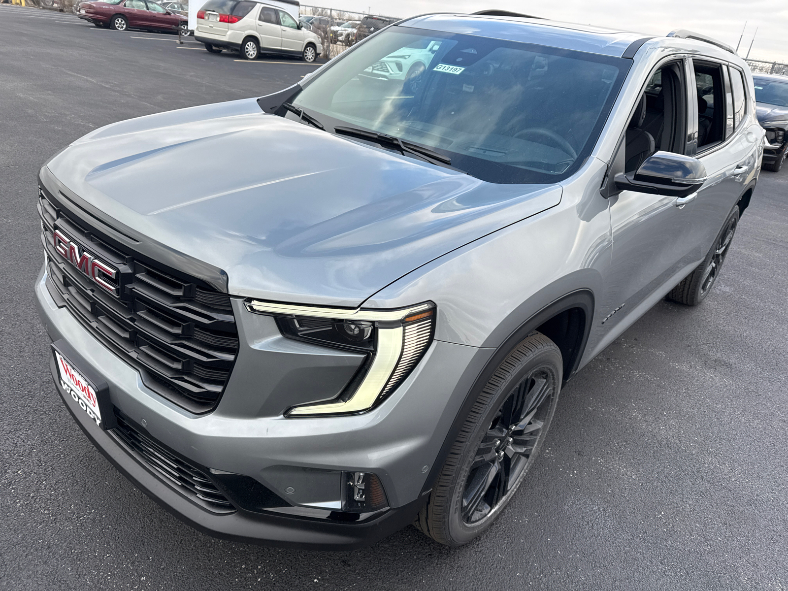 2025 GMC Acadia Elevation 10