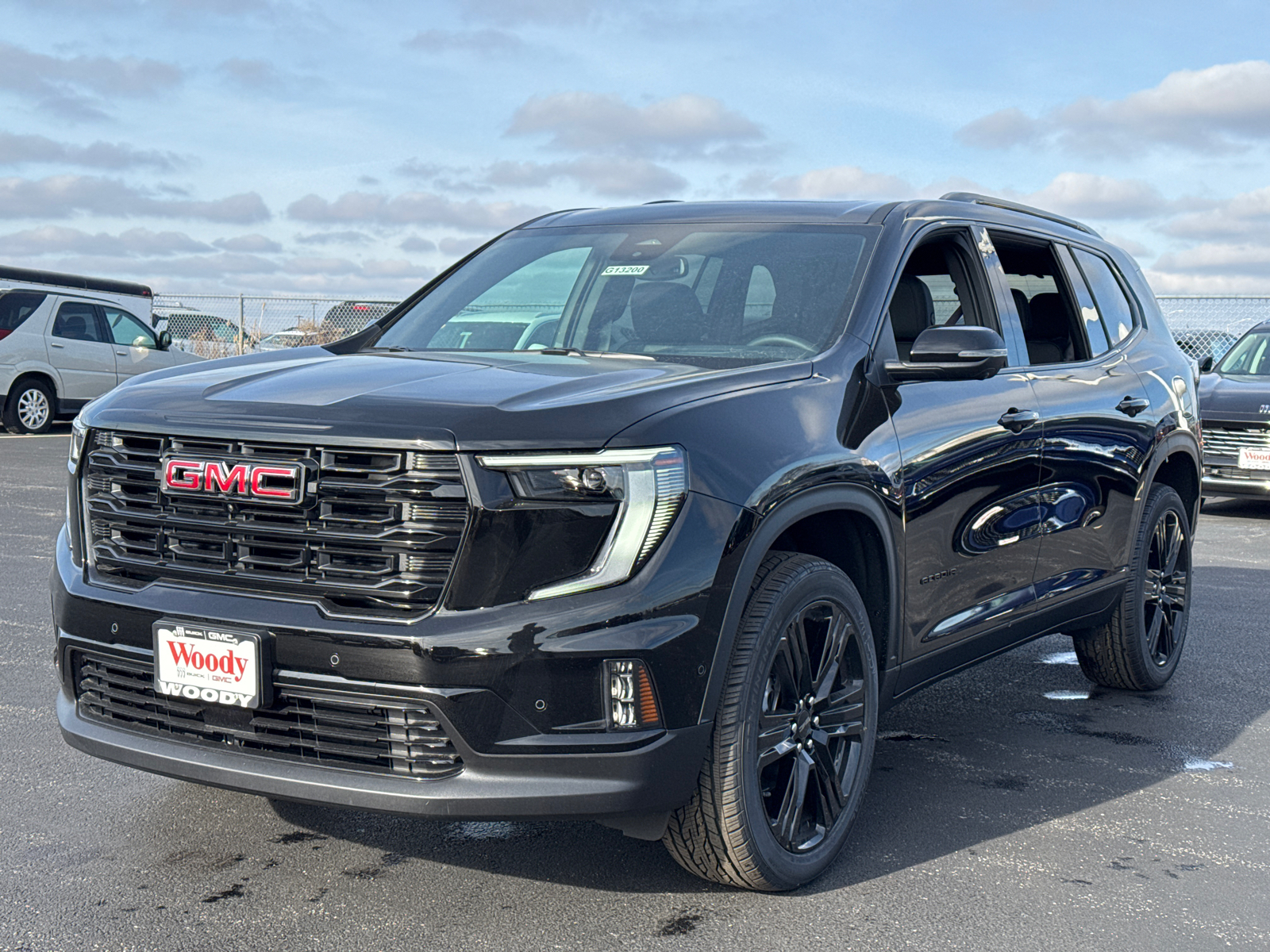 2025 GMC Acadia Elevation 4