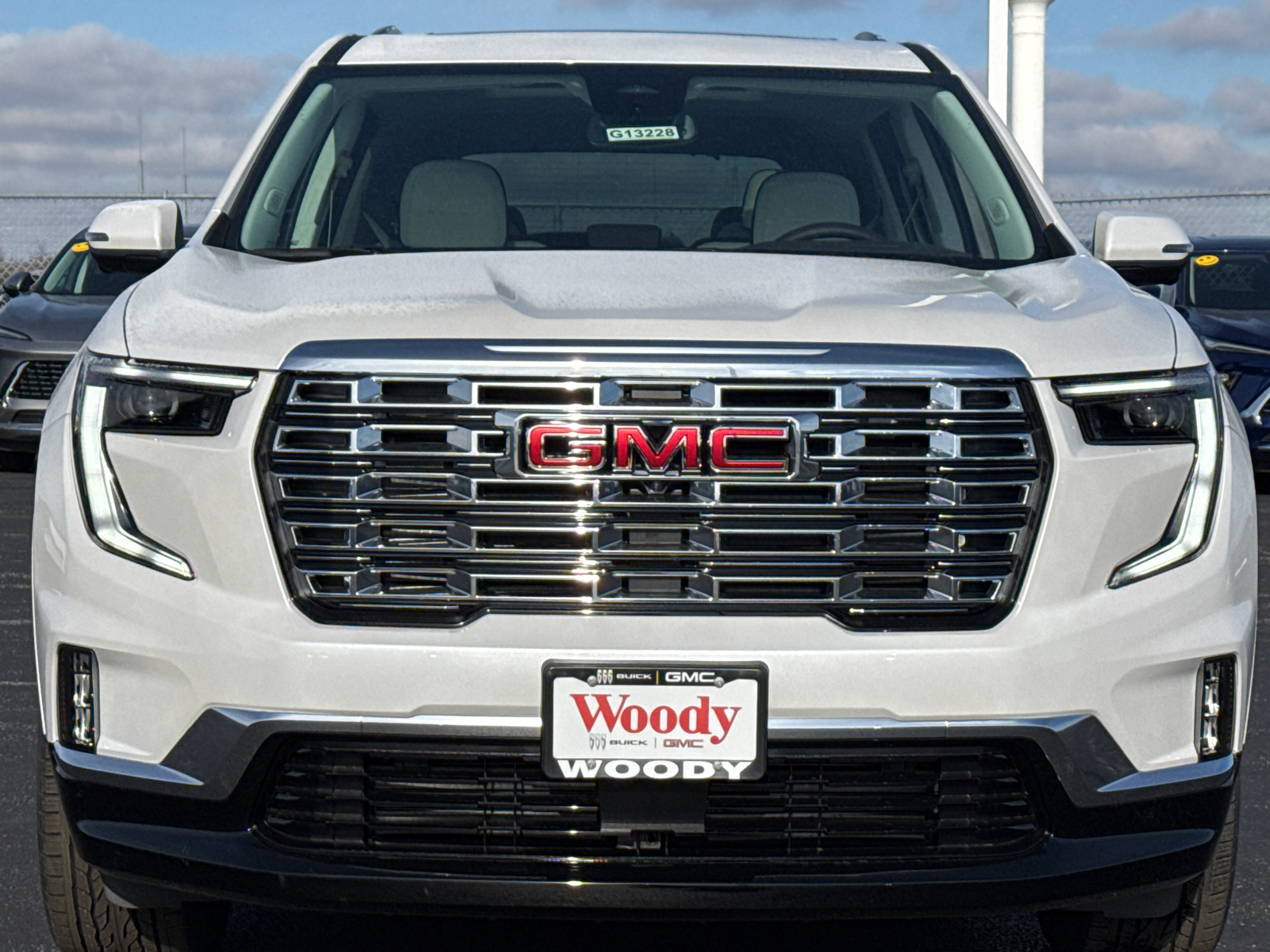 2025 GMC Acadia Denali 3