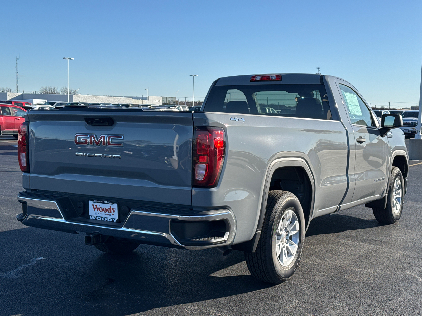 2024 GMC Sierra 1500 Pro 8