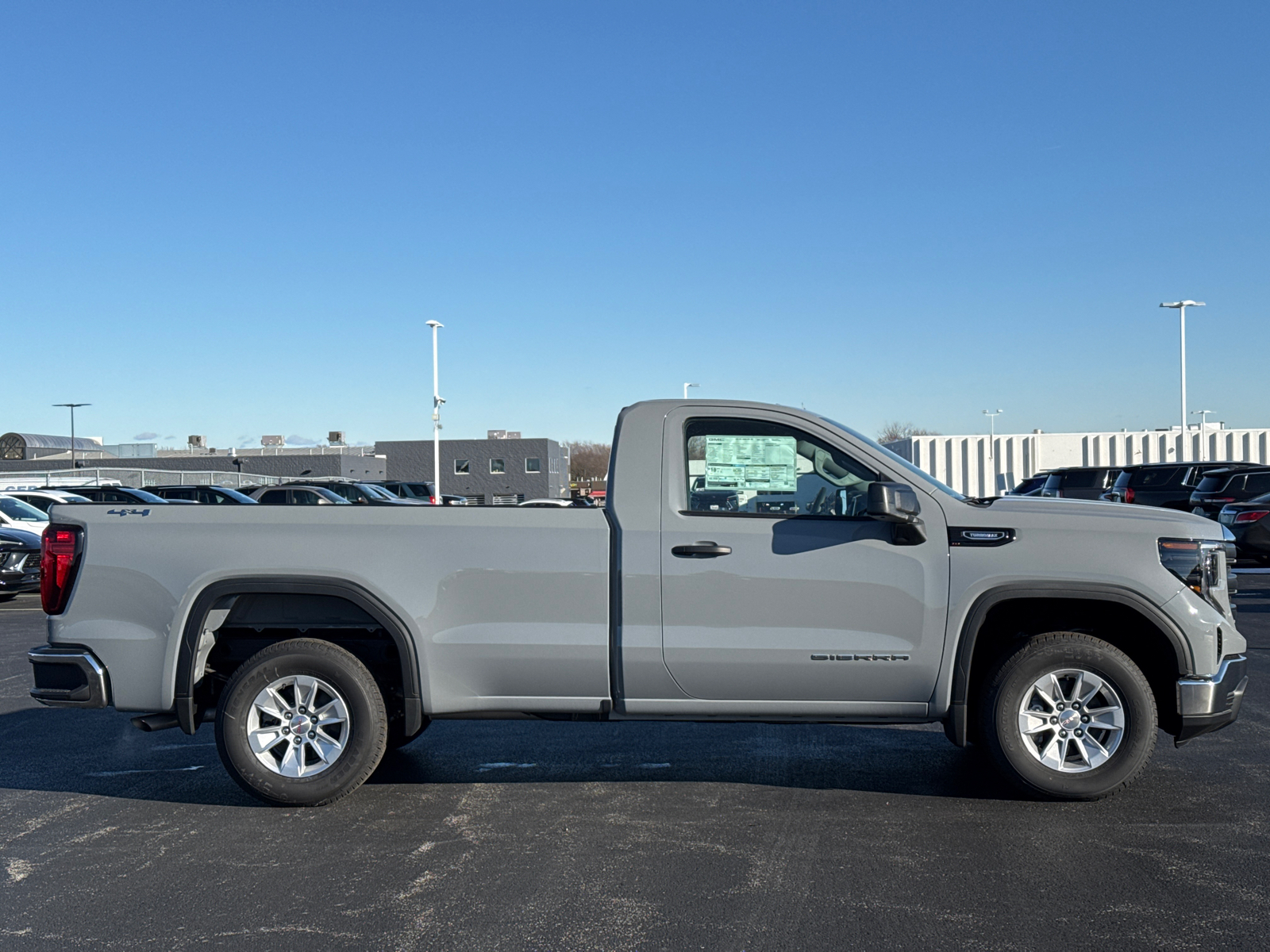 2024 GMC Sierra 1500 Pro 9