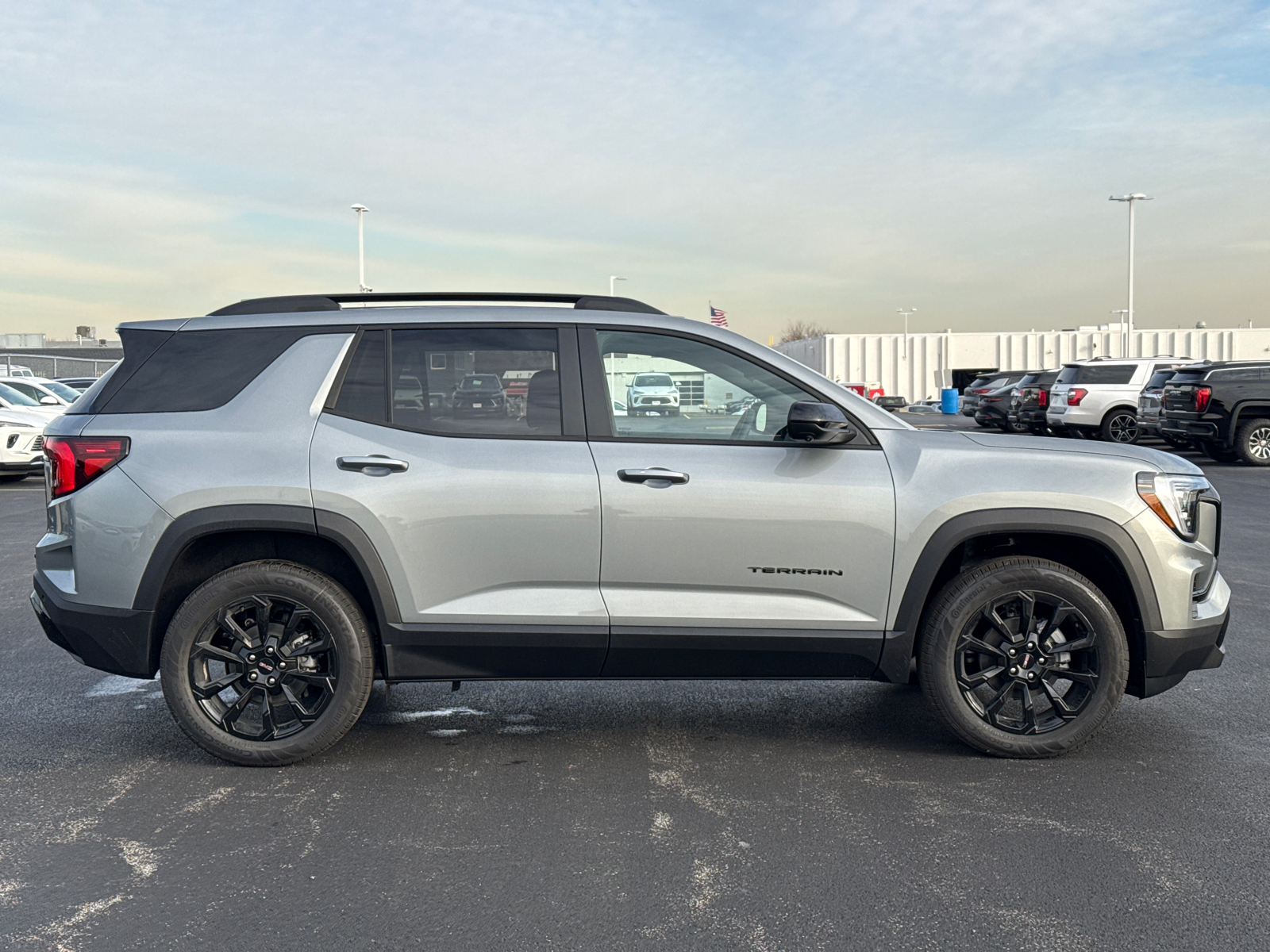 2025 GMC Terrain Elevation 9