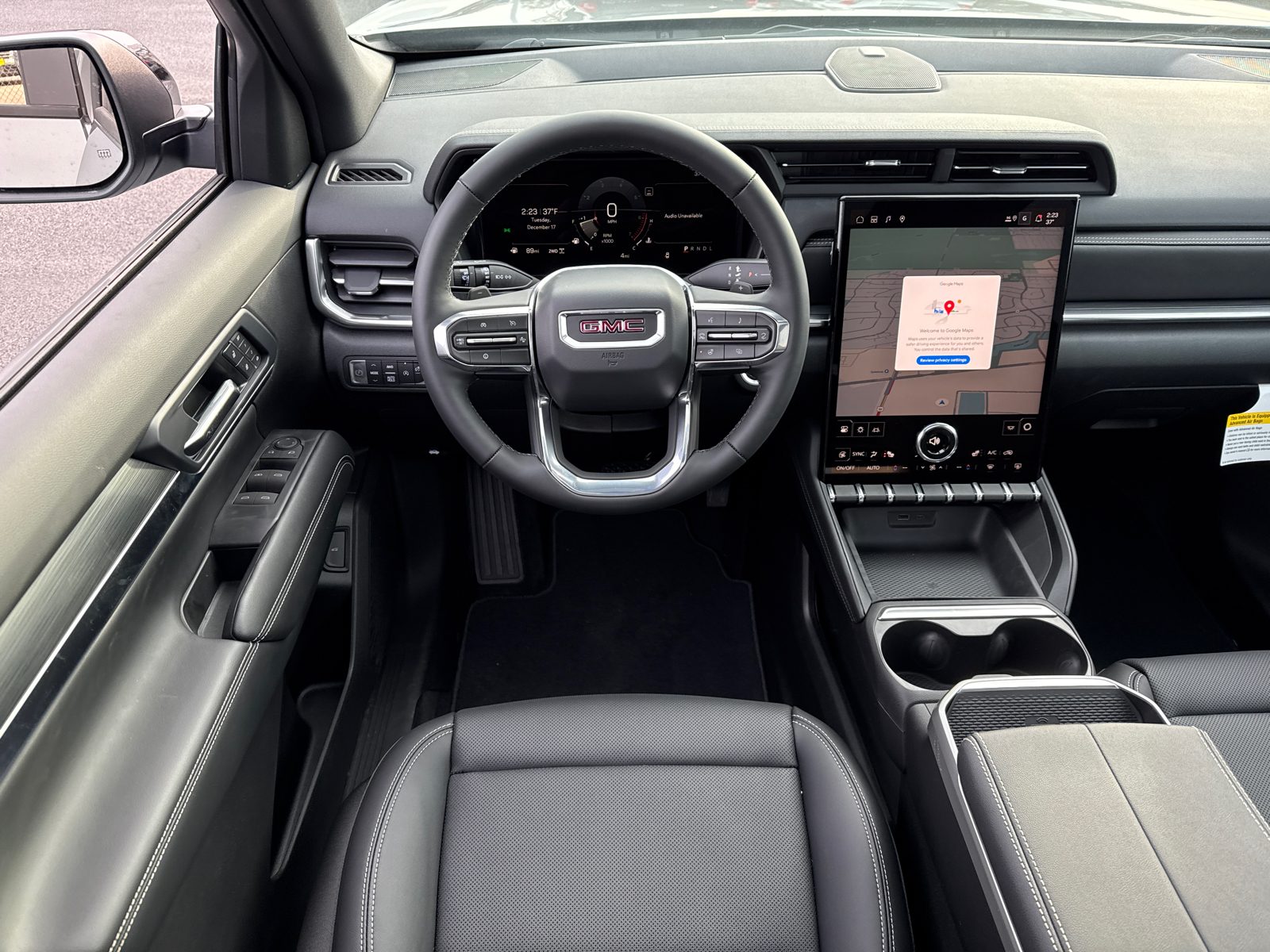 2025 GMC Terrain Elevation 30