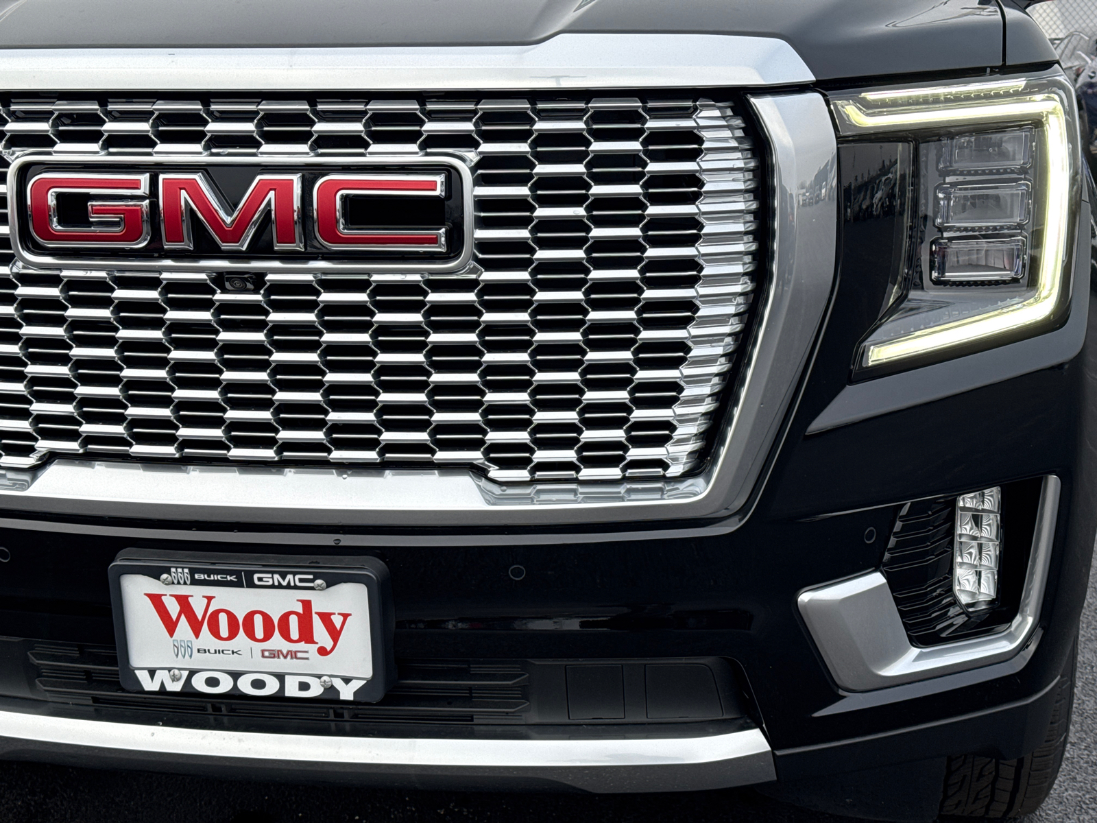 2024 GMC Yukon Denali 11