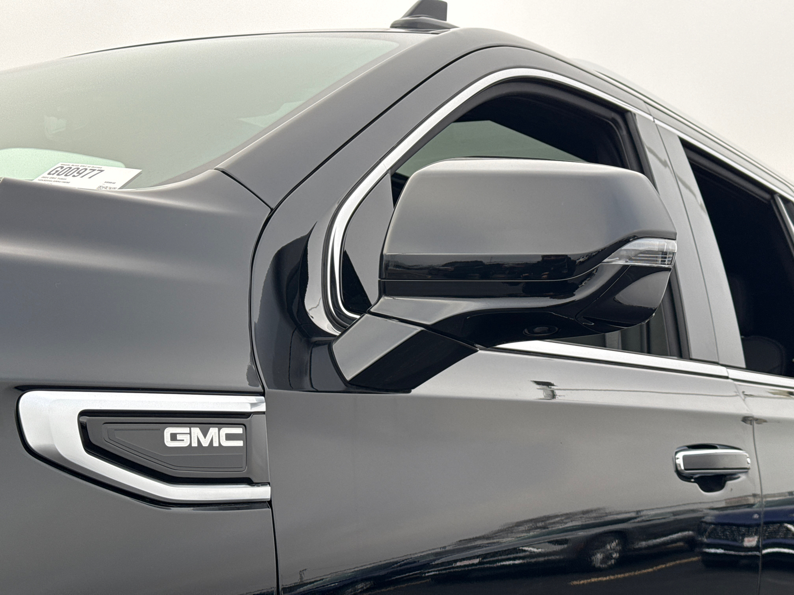 2024 GMC Yukon Denali 13