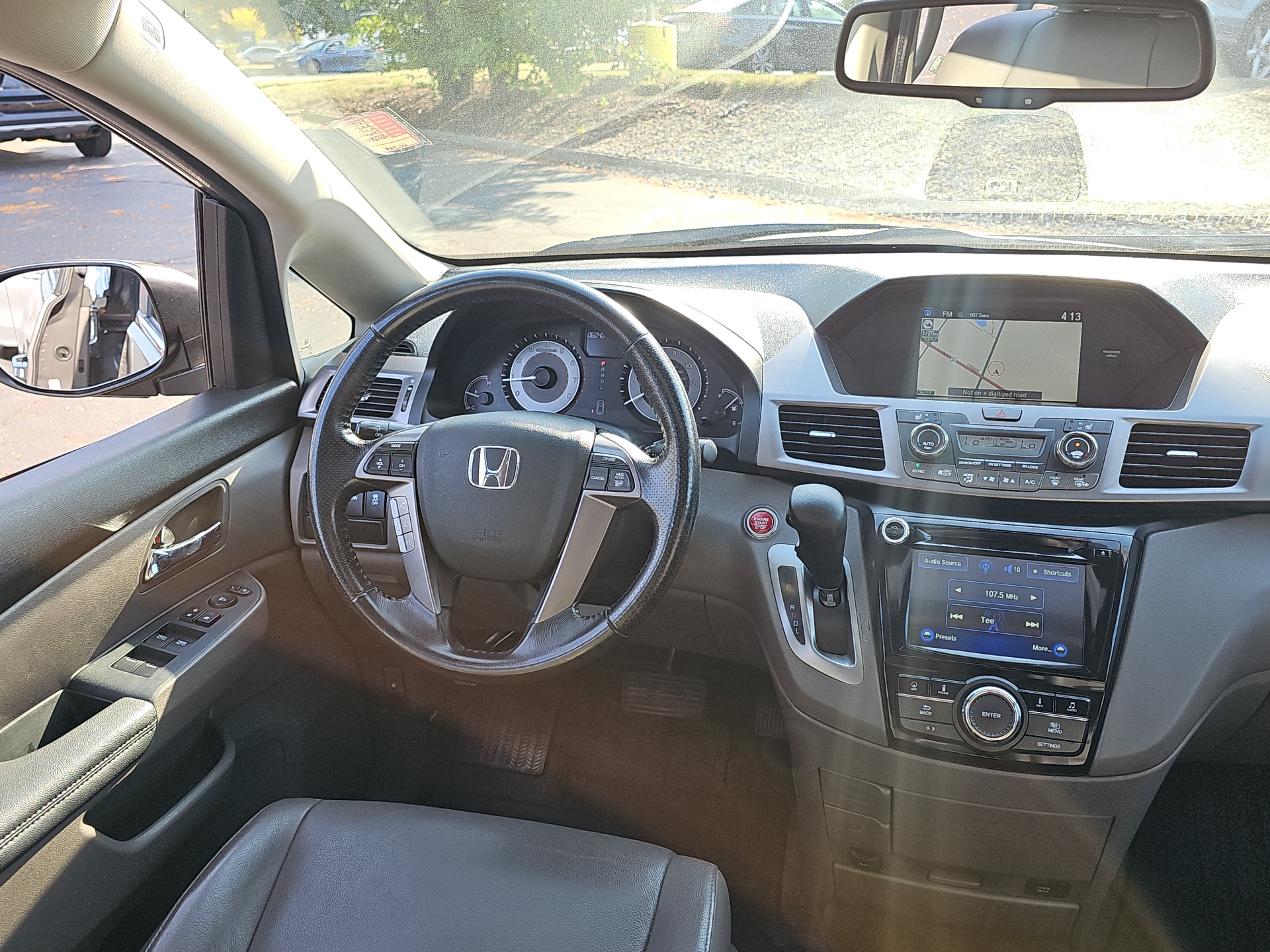 2015 Honda Odyssey EX-L 32