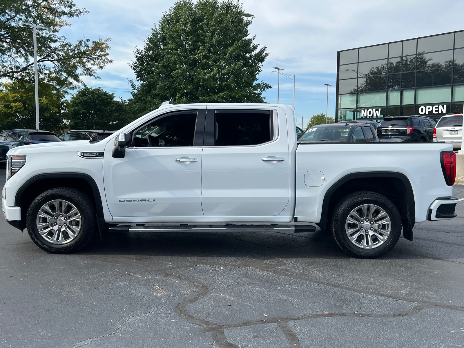 2023 GMC Sierra 1500 Denali 5