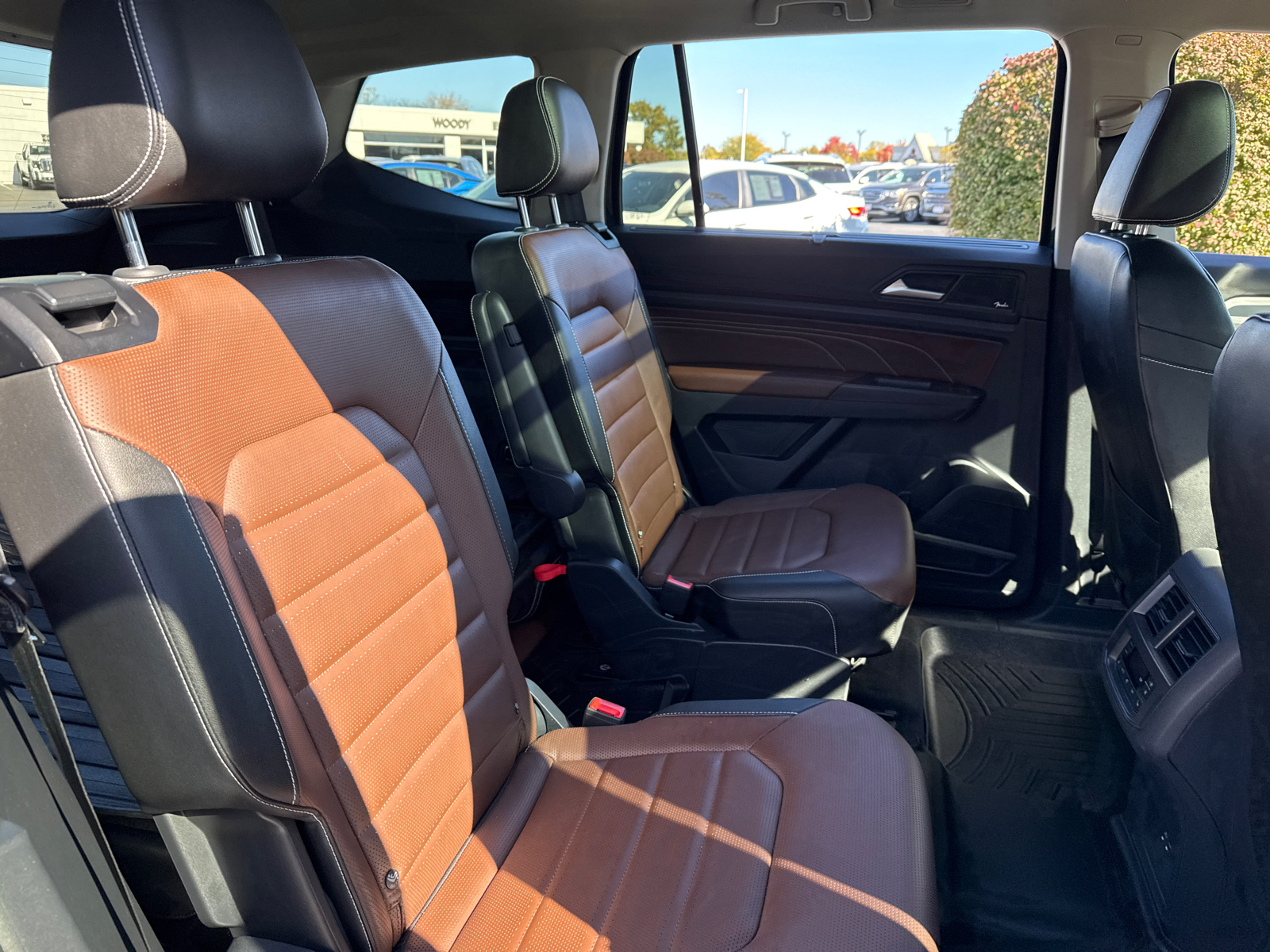 2022 Volkswagen Atlas 3.6L V6 SEL Premium R-Line 38