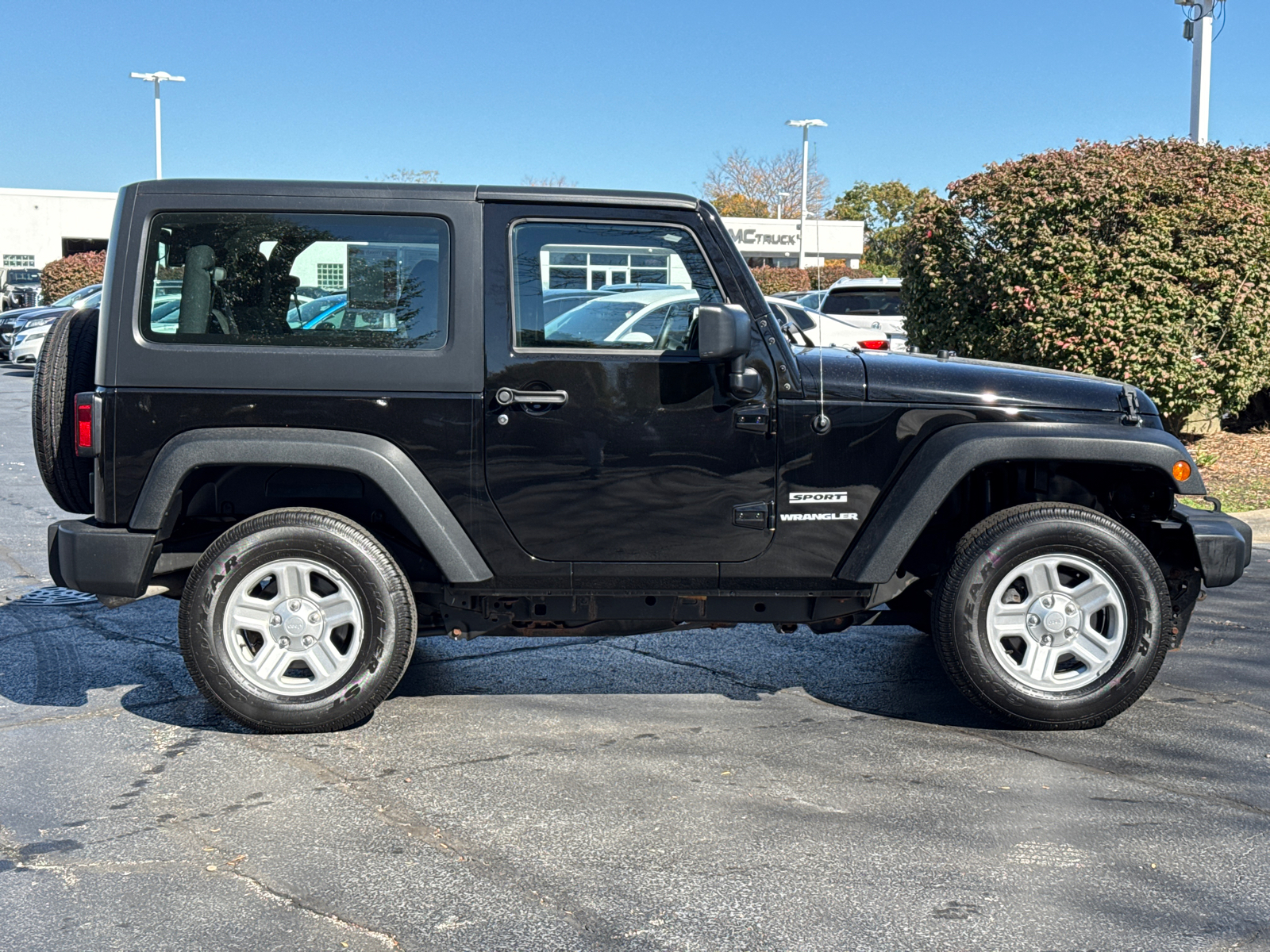 2016 Jeep Wrangler Sport 9