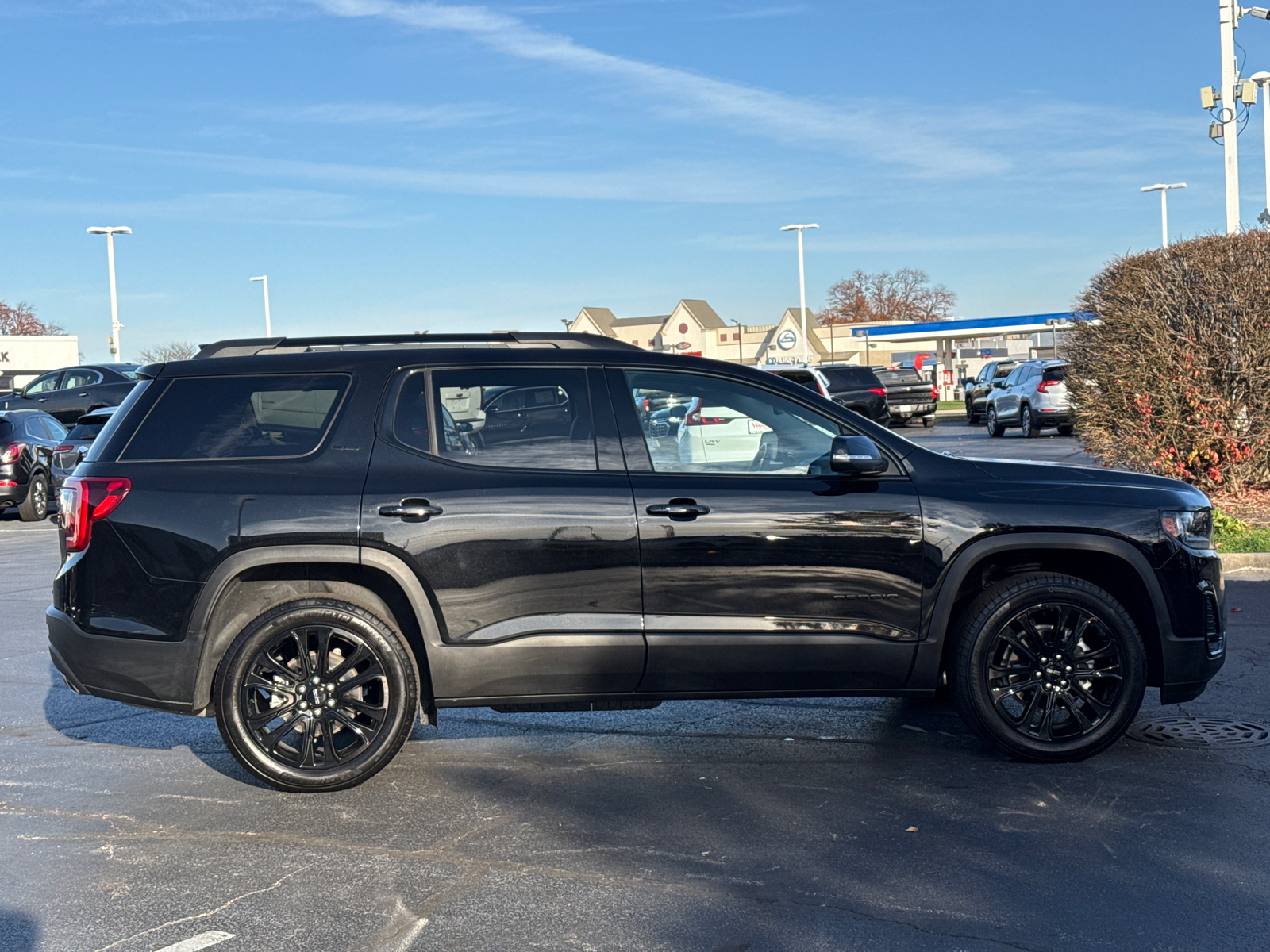 2022 GMC Acadia SLT 9