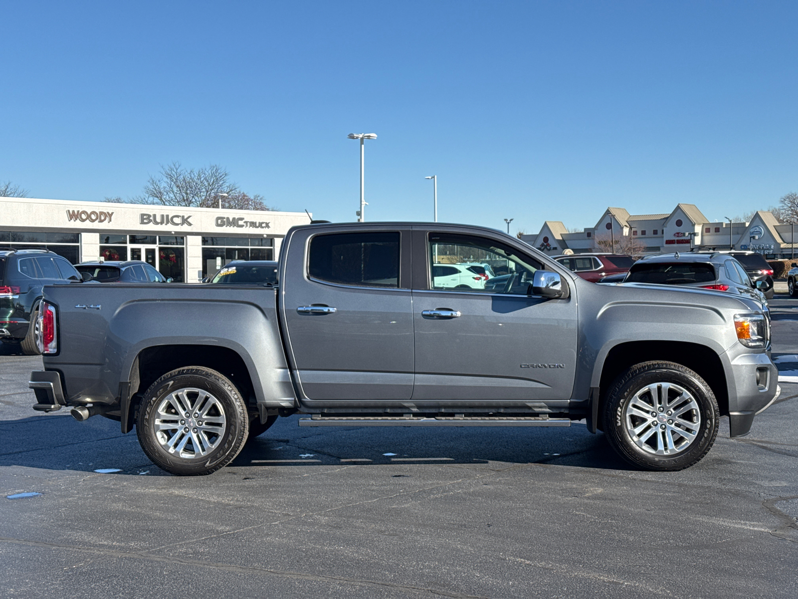 2018 GMC Canyon SLT 9