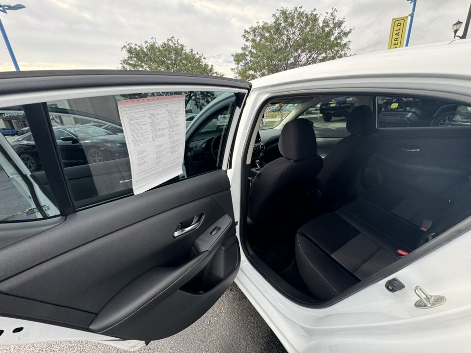 2021 Nissan Sentra SV 14