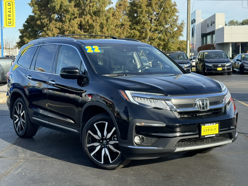 2022 Honda Pilot Touring 8-Passenger 2