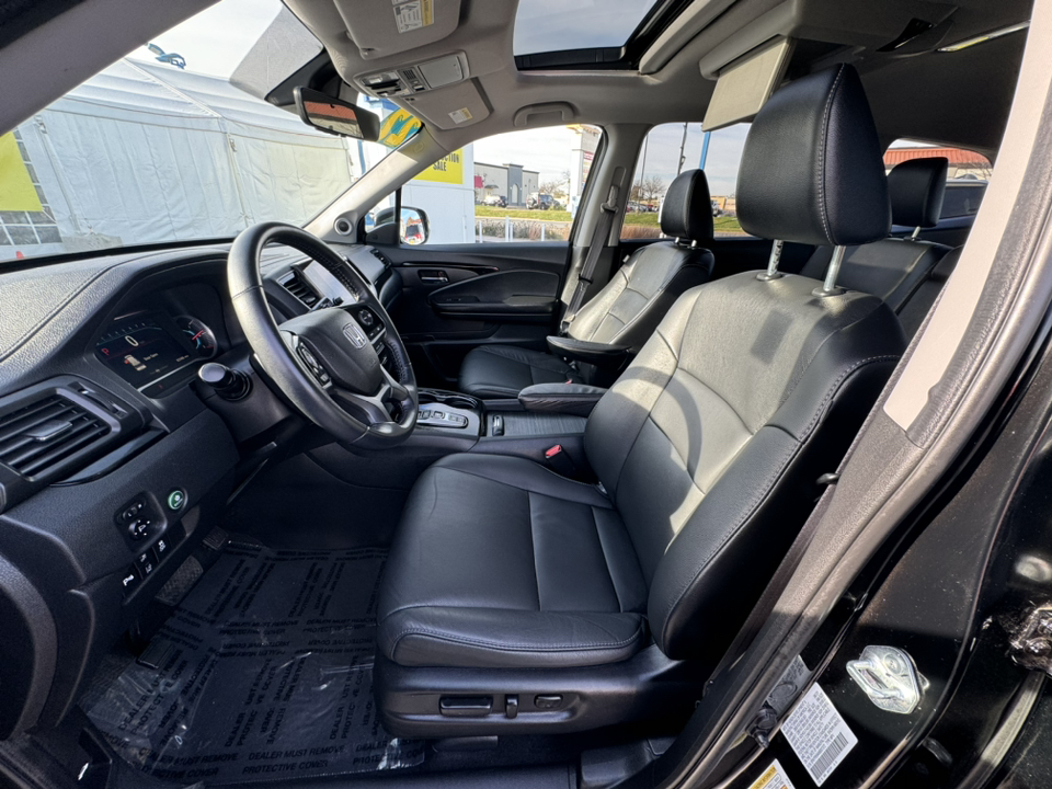 2022 Honda Pilot Touring 8-Passenger 14