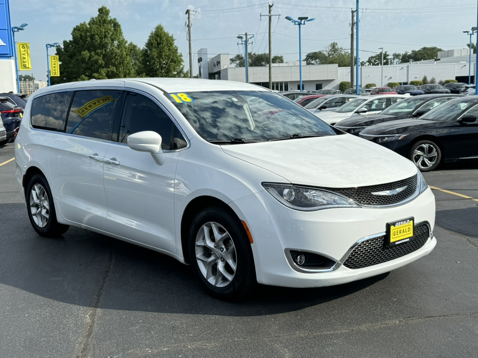 2018 Chrysler Pacifica Touring Plus 3