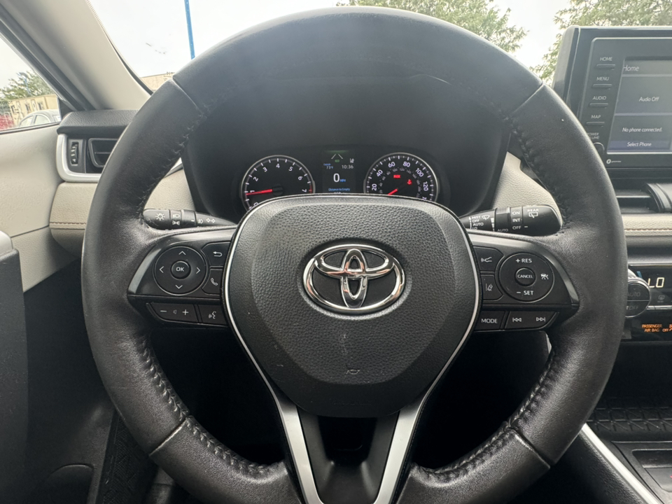 2021 Toyota RAV4  21