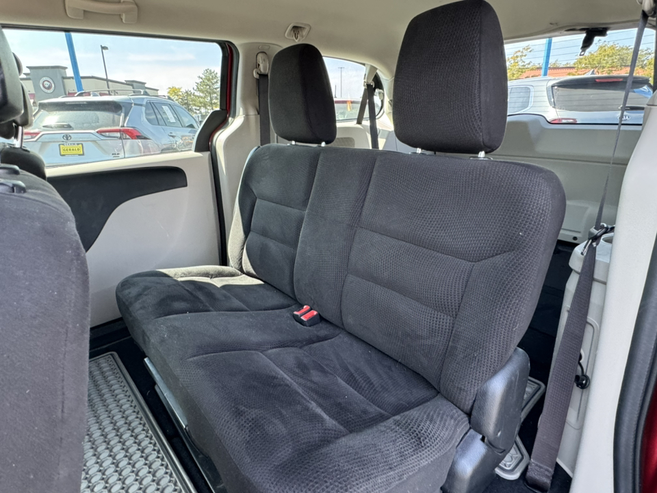 2015 Dodge Grand Caravan American Value Pkg 12