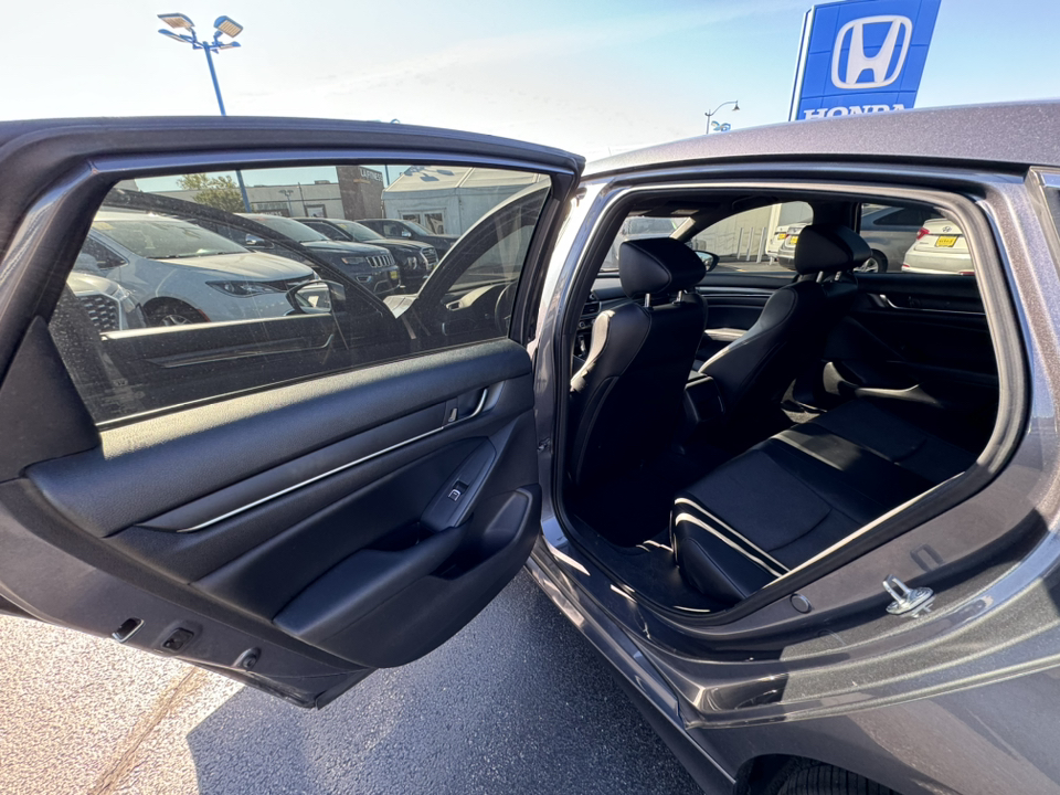 2018 Honda Accord Sedan Sport 1.5T 13