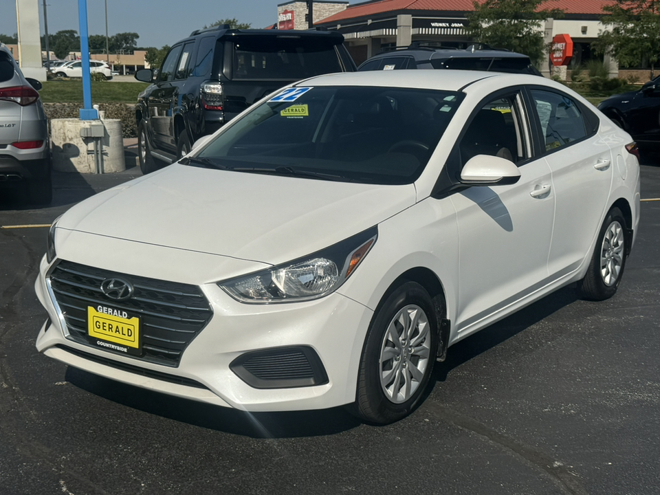 2022 Hyundai Accent SE 8