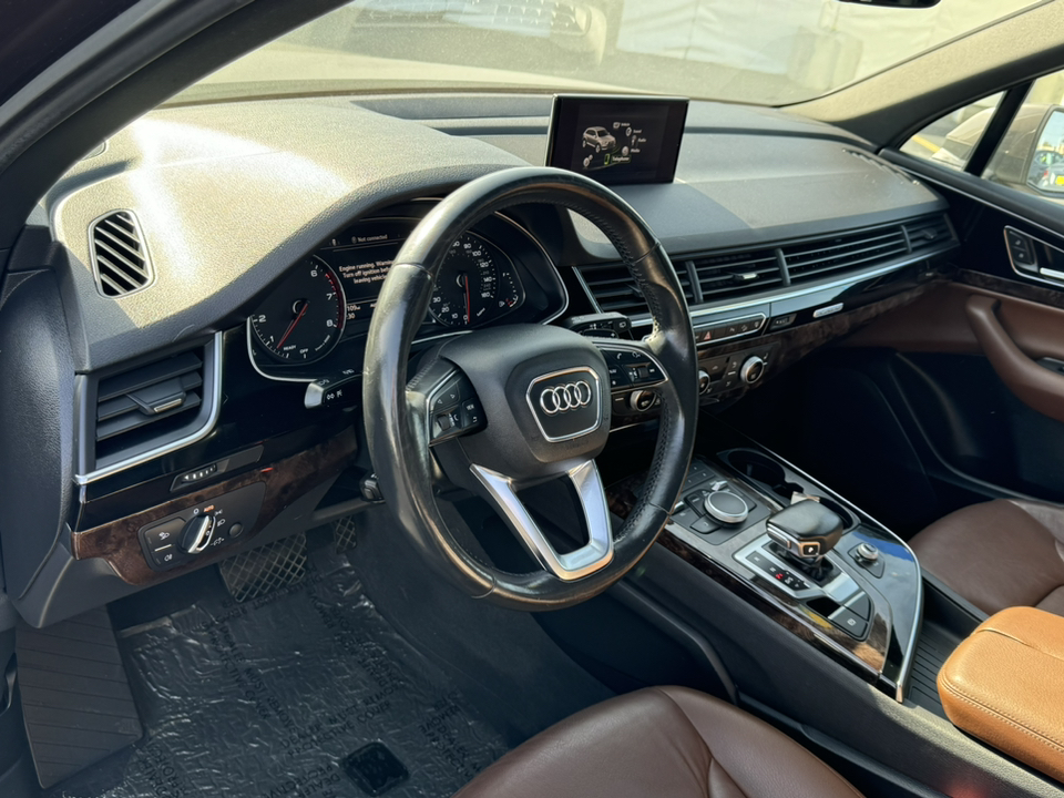 2017 Audi Q7 Premium 12