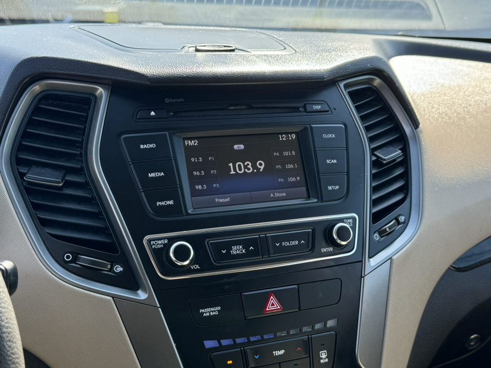 2018 Hyundai Santa Fe Sport 2.4L 21