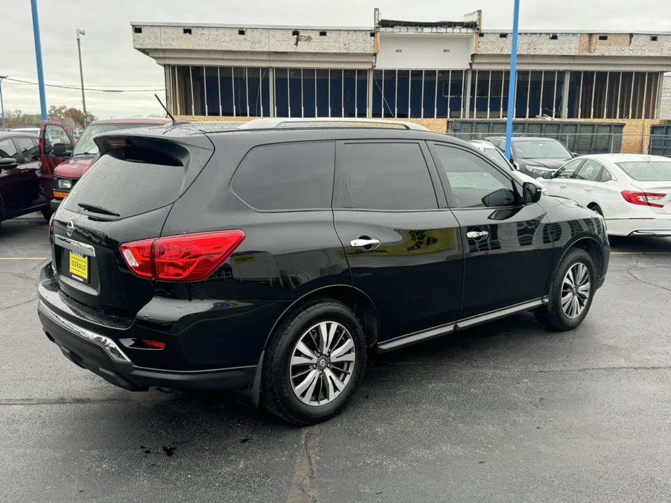 2017 Nissan Pathfinder S 5