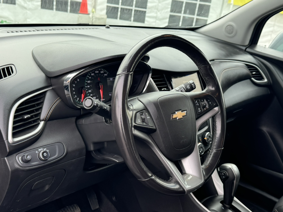 2019 Chevrolet Trax LT 13