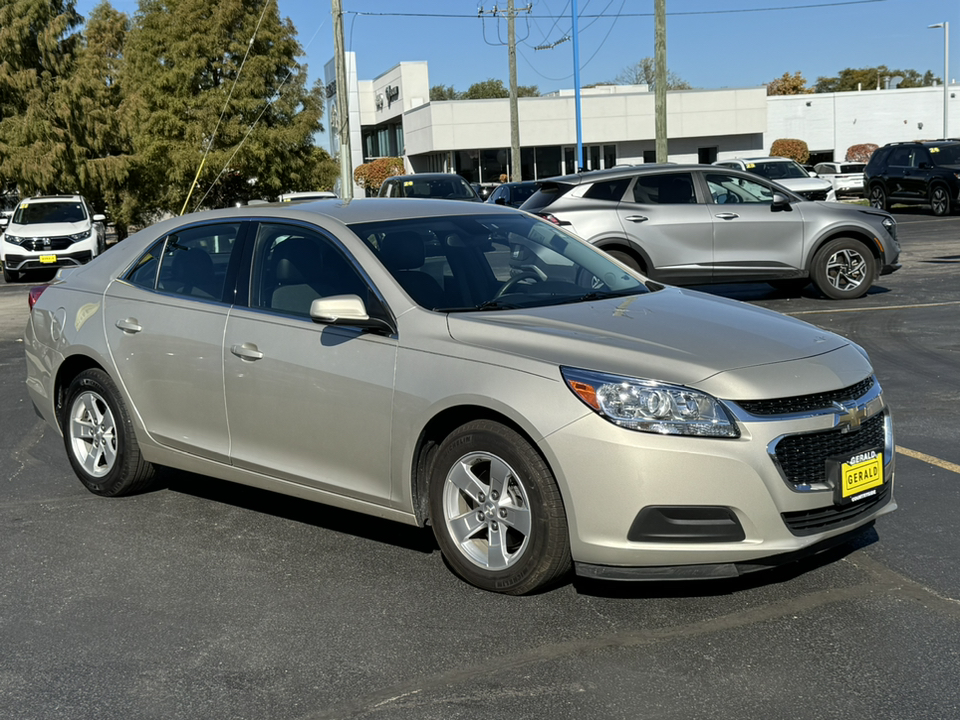 2015 Chevrolet Malibu LT 3