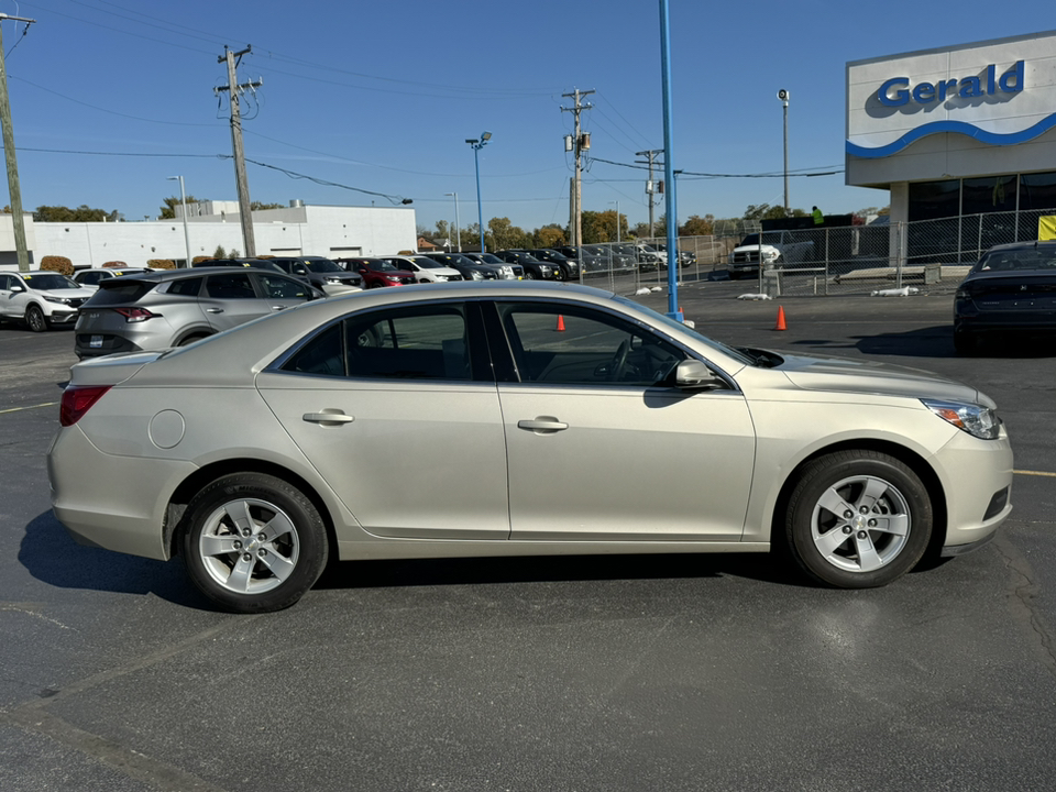 2015 Chevrolet Malibu LT 4