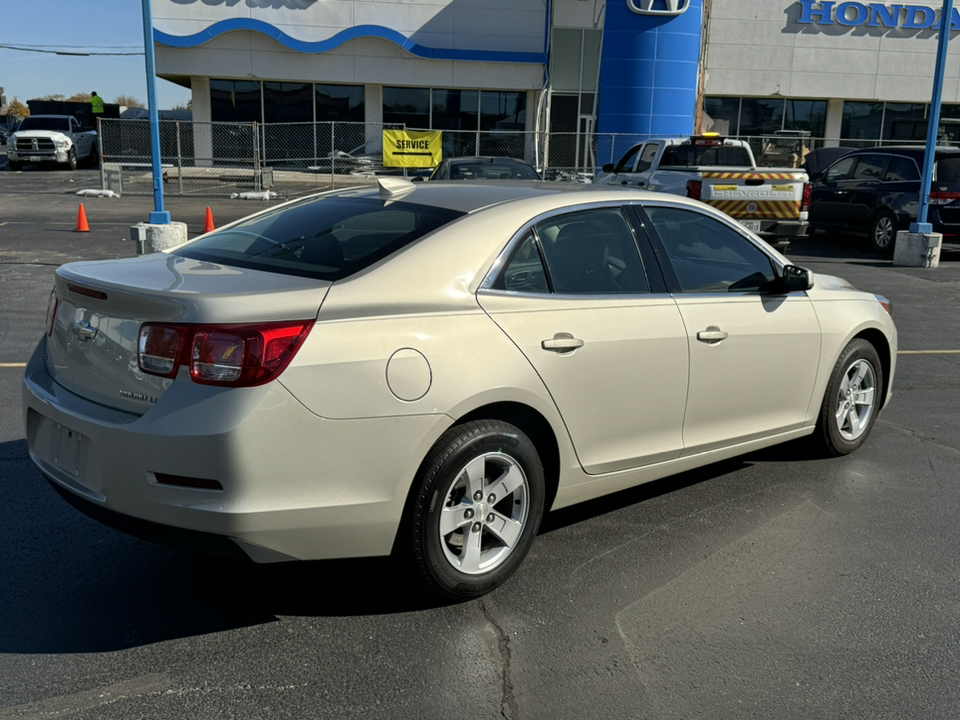 2015 Chevrolet Malibu LT 5