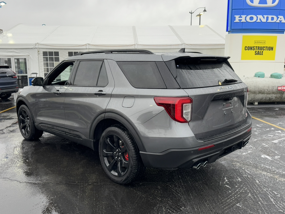 2023 Ford Explorer ST 7