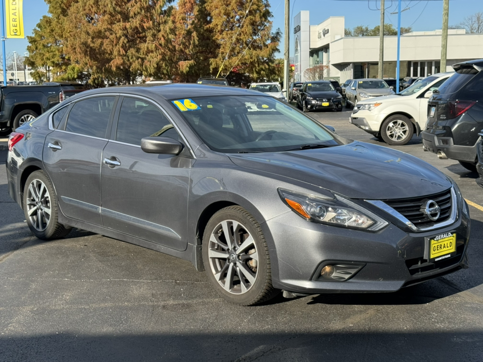 2016 Nissan Altima 2.5 SR 3