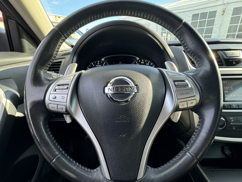 2016 Nissan Altima 2.5 SR 13