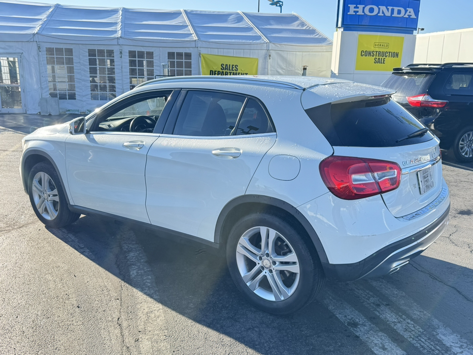 2017 Mercedes-Benz GLA GLA 250 6