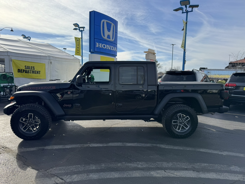 2024 Jeep Gladiator Mojave 8