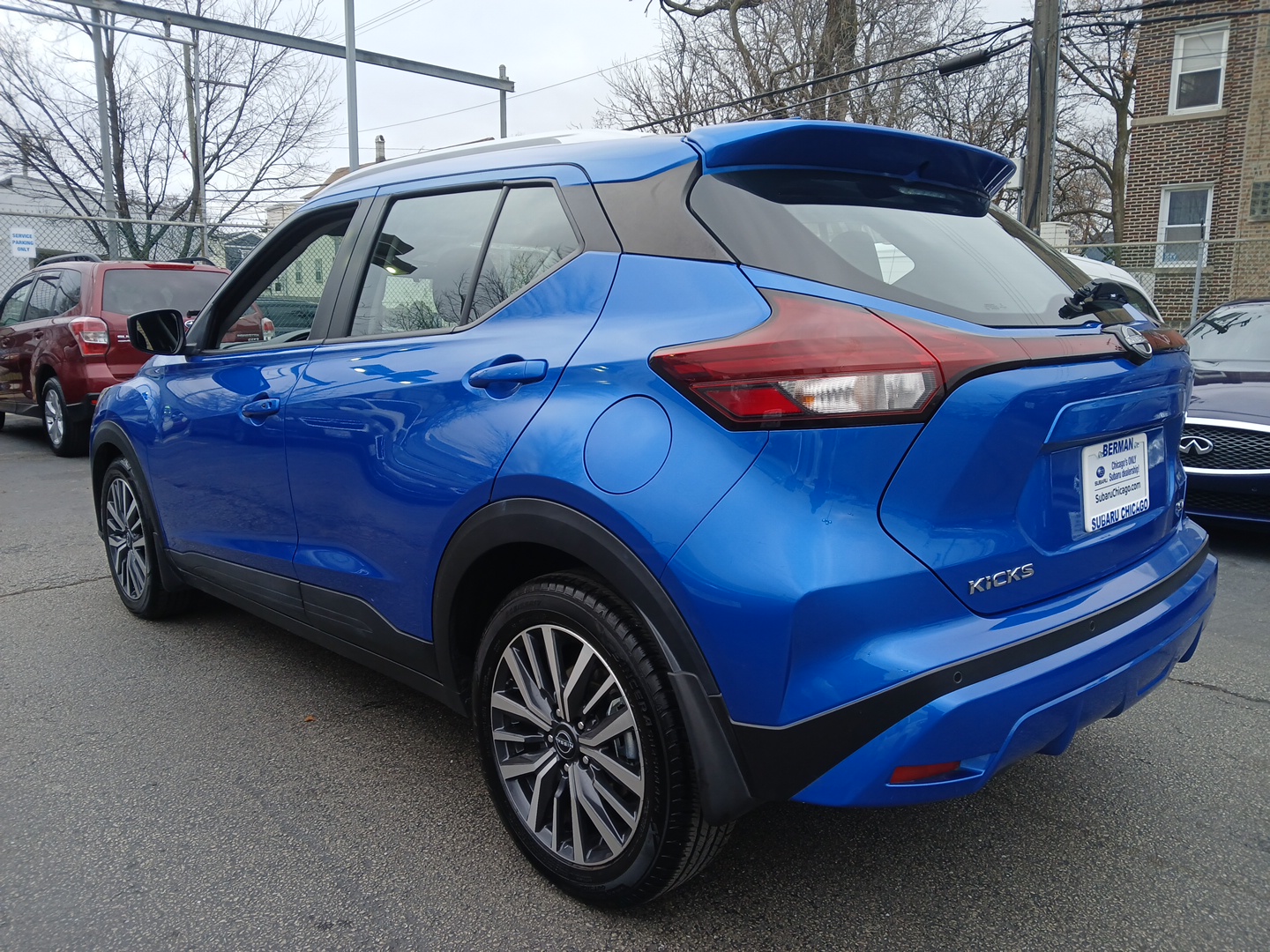 2023 Nissan Kicks SV 4