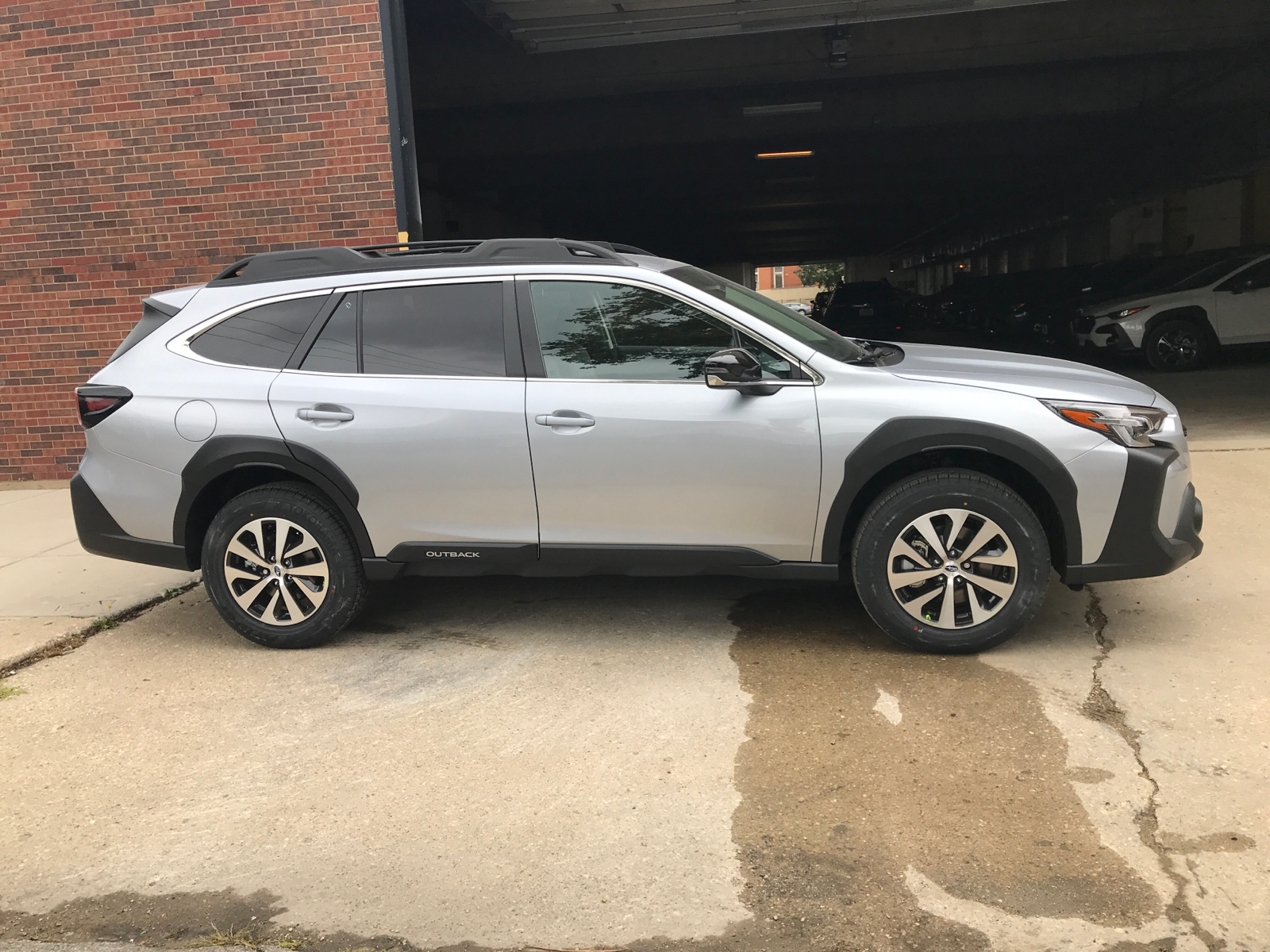 2025 Subaru Outback Premium 2