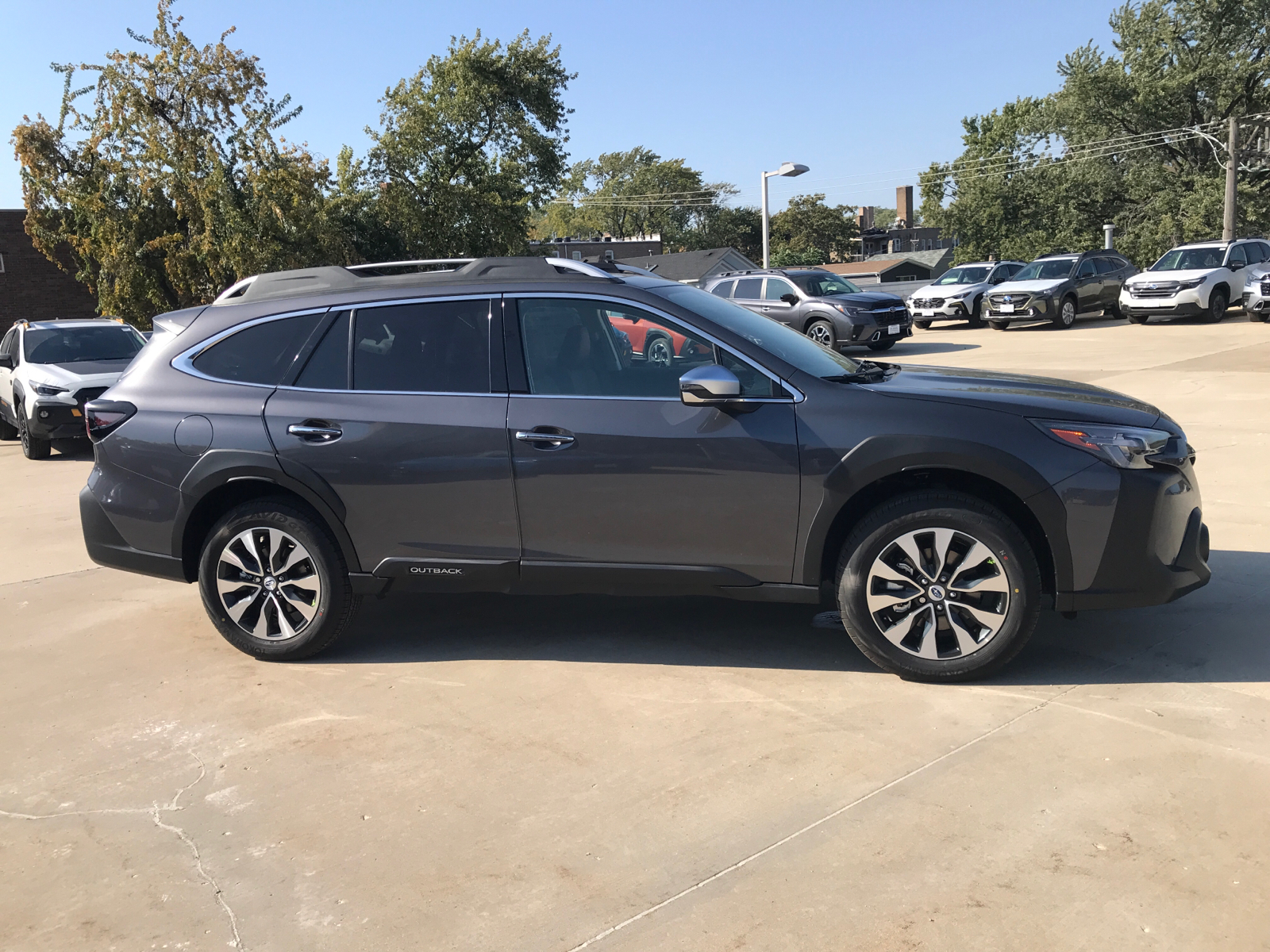 2025 Subaru Outback Touring 2