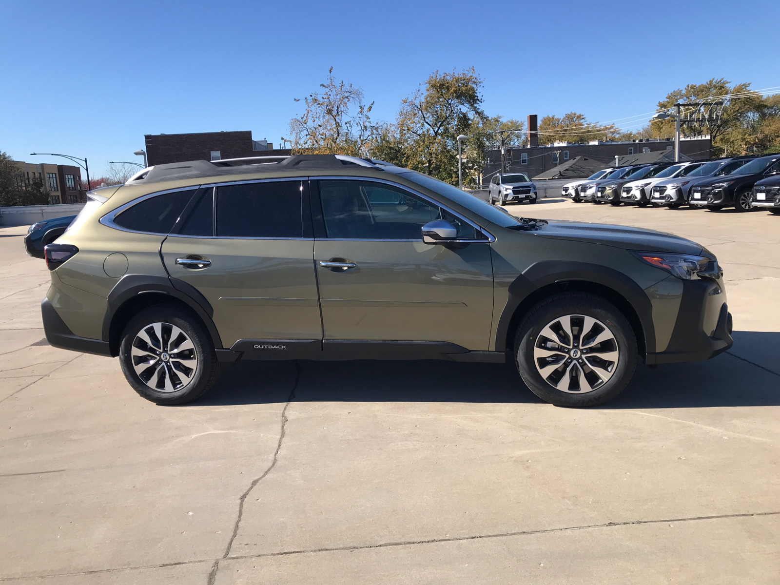 2025 Subaru Outback Touring XT 2