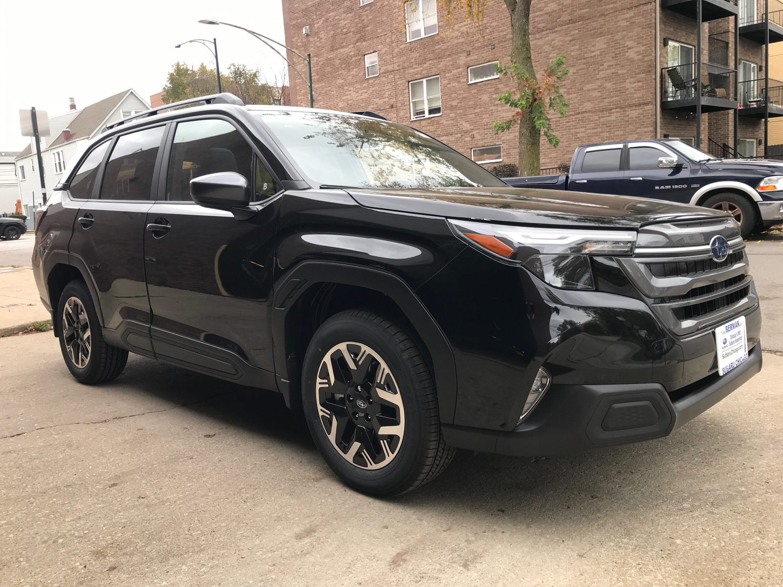 2025 Subaru Forester Premium 1