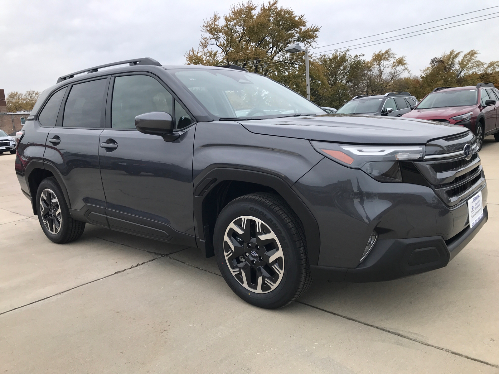 2025 Subaru Forester Premium 1